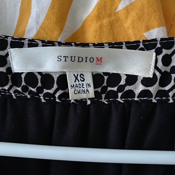 *LAST CHANCE* Black and white print dress- Studio M - Picture 7 of 7